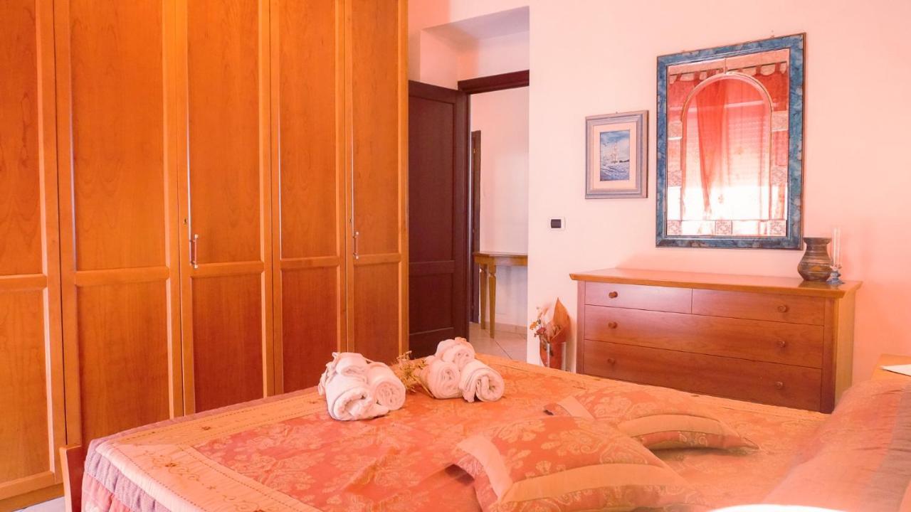 Pm 12 Via Achille Grandi Guest House Alghero Exteriör bild