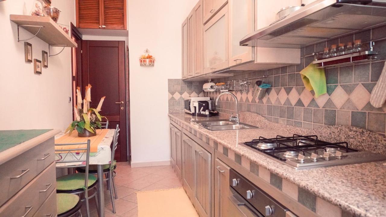 Pm 12 Via Achille Grandi Guest House Alghero Exteriör bild