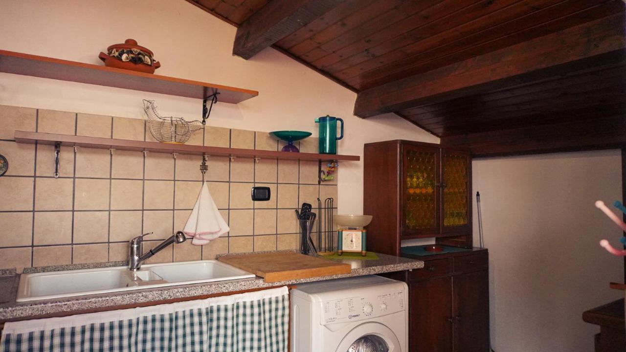 Pm 12 Via Achille Grandi Guest House Alghero Exteriör bild